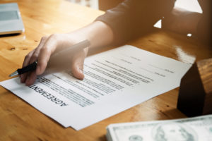 Should I Ever Accept a Settlement Offer From an Insurance Company?